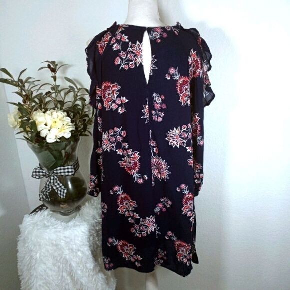 OLD NAVY COLD SHOULDER NAVY FLORAL DTESS SZ.S NWT - Picture 5 of 8